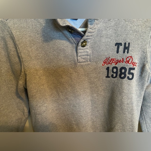 Tommy Hilfiger boys sweater - Picture 3 of 4
